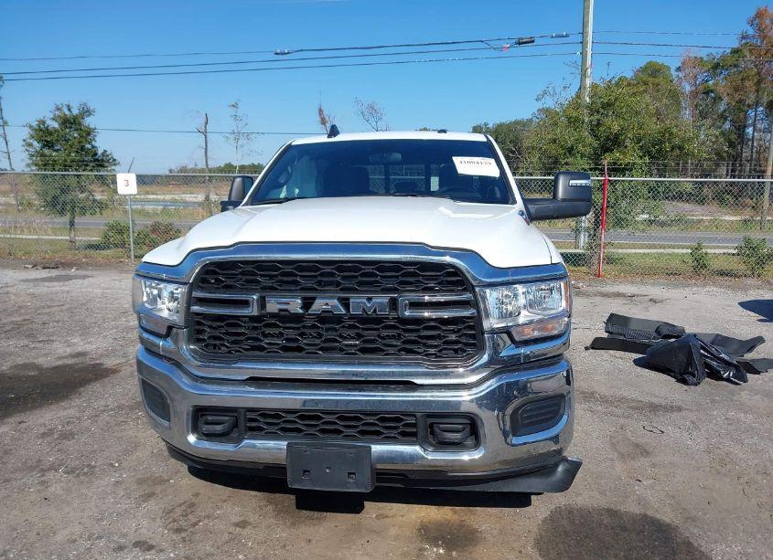Photo 12 of 2024 Ram 2500 TRADESMAN 4X4 6'4 BOX (VIN 3C6UR5CJ6RG115131)
