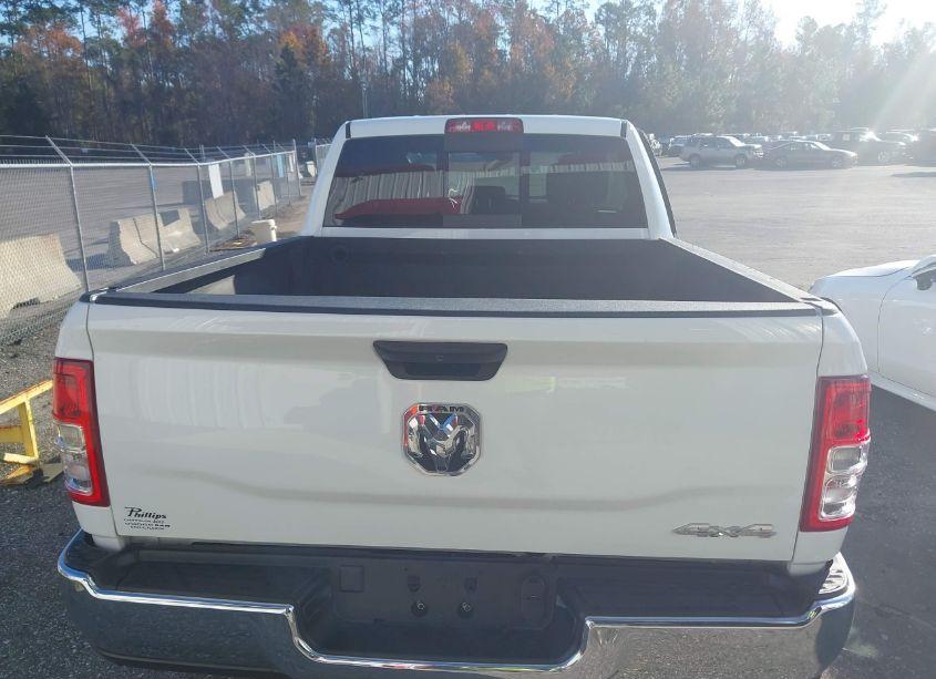 Photo 16 of 2024 Ram 2500 TRADESMAN 4X4 6'4 BOX (VIN 3C6UR5CJ6RG115131)