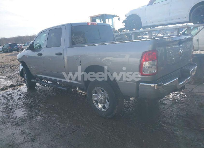 Photo 3 of 2022 Ram 2500 TRADESMAN 4X4 6'4 BOX (VIN 3C6UR5CJ7NG369649)