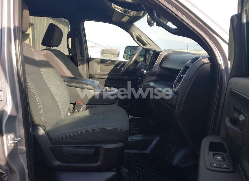 Photo 5 of 2022 Ram 2500 TRADESMAN 4X4 6'4 BOX (VIN 3C6UR5CJ7NG369649)