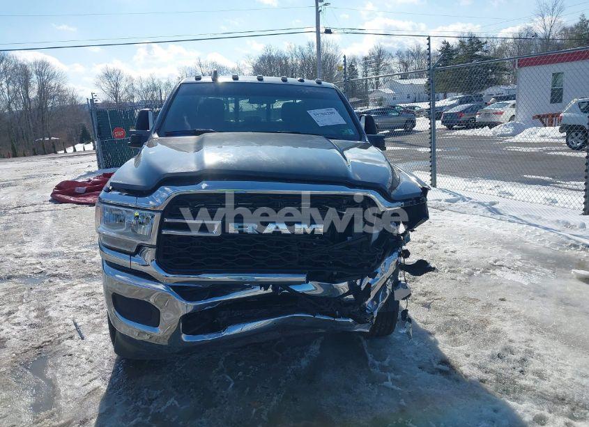 Photo 12 of 2024 Ram 2500 TRADESMAN 4X4 6'4 BOX (VIN 3C6UR5CJ7RG162135)