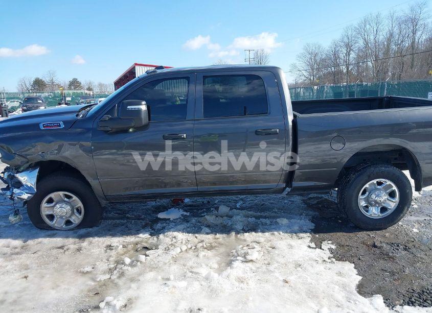 Photo 14 of 2024 Ram 2500 TRADESMAN 4X4 6'4 BOX (VIN 3C6UR5CJ7RG162135)