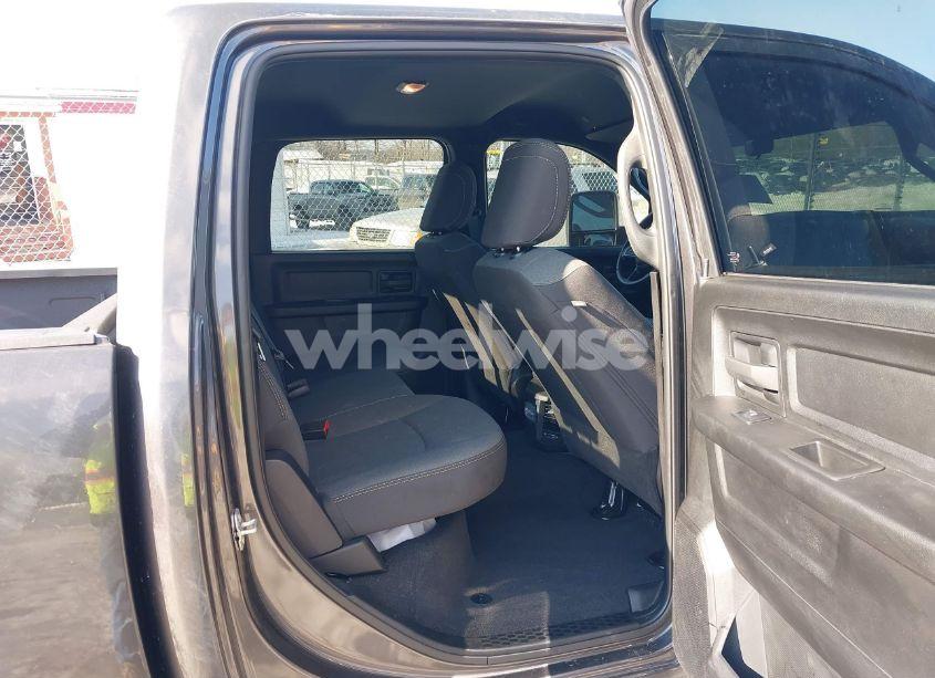 Photo 8 of 2024 Ram 2500 TRADESMAN 4X4 6'4 BOX (VIN 3C6UR5CJ7RG162135)