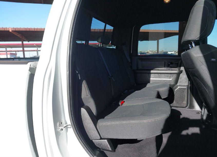 Photo 8 of 2024 Ram 2500 TRADESMAN 4X4 6'4 BOX (VIN 3C6UR5CJ7RG313037)