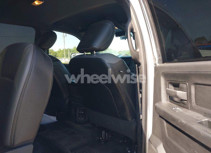 Photo 8 of 2021 Ram 2500 TRADESMAN 4X4 6'4 BOX (VIN 3C6UR5CJ9MG641813)