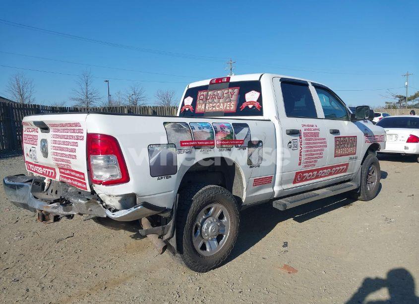Photo 4 of 2019 Ram 2500 TRADESMAN 4X4 6'4 BOX (VIN 3C6UR5CJXKG590738)