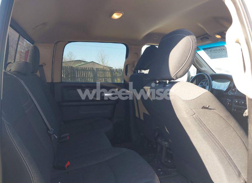 Photo 8 of 2019 Ram 2500 TRADESMAN 4X4 6'4 BOX (VIN 3C6UR5CJXKG590738)