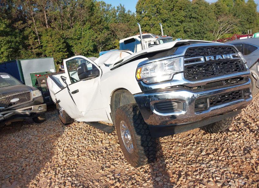 2024 Ram 2500 TRADESMAN 4X4 6'4 BOX (VIN 3C6UR5CJXRG145149) main photo