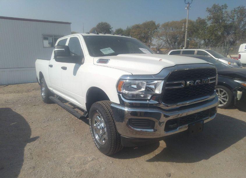 2024 Ram 2500 TRADESMAN 4X4 6'4 BOX (VIN 3C6UR5CJXRG179205) main photo