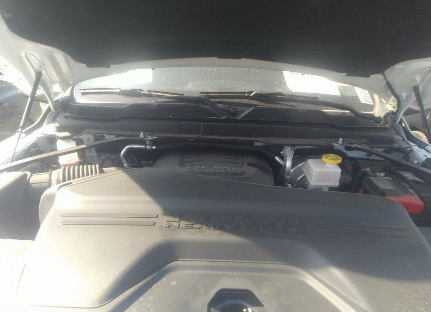 Photo 10 of 2024 Ram 2500 TRADESMAN 4X4 6'4 BOX (VIN 3C6UR5CJXRG179205)