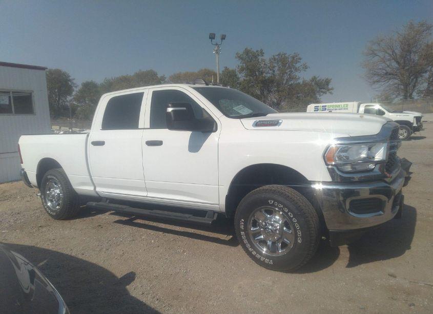 Photo 13 of 2024 Ram 2500 TRADESMAN 4X4 6'4 BOX (VIN 3C6UR5CJXRG179205)