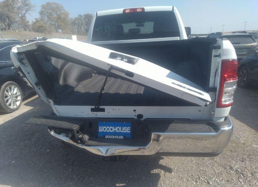 Photo 16 of 2024 Ram 2500 TRADESMAN 4X4 6'4 BOX (VIN 3C6UR5CJXRG179205)