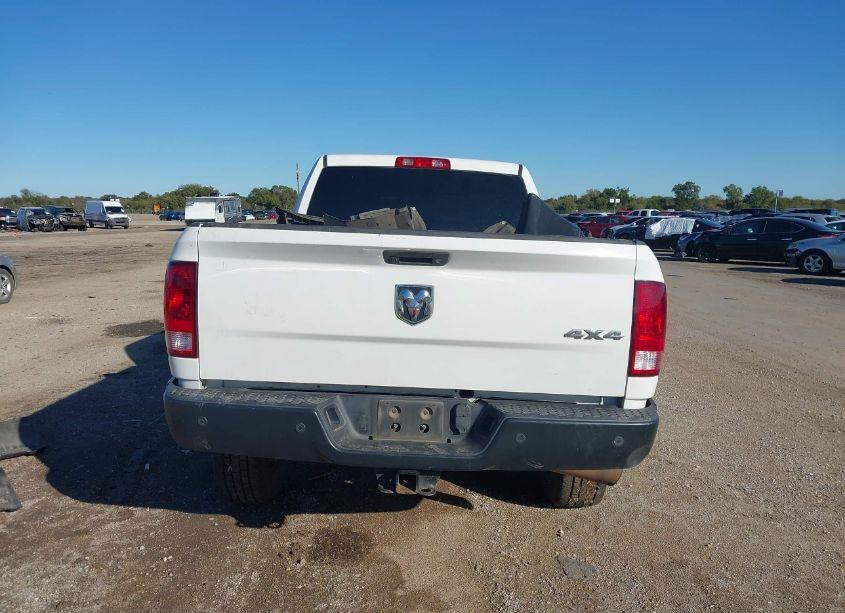 Photo 17 of 2018 Ram 2500 TRADESMAN 4X4 6'4 BOX (VIN 3C6UR5CL1JG257067)