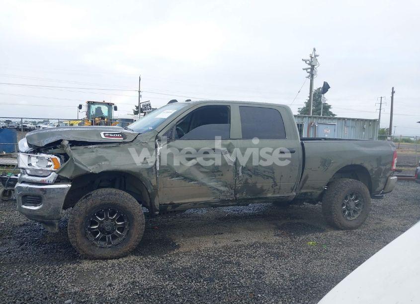 Photo 15 of 2020 Ram 2500 TRADESMAN 4X4 6'4 BOX (VIN 3C6UR5CL1LG308828)