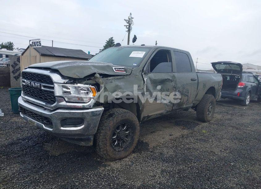 Photo 2 of 2020 Ram 2500 TRADESMAN 4X4 6'4 BOX (VIN 3C6UR5CL1LG308828)