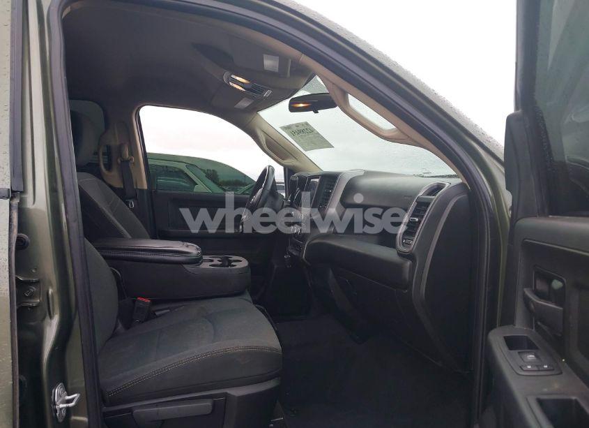 Photo 5 of 2020 Ram 2500 TRADESMAN 4X4 6'4 BOX (VIN 3C6UR5CL1LG308828)