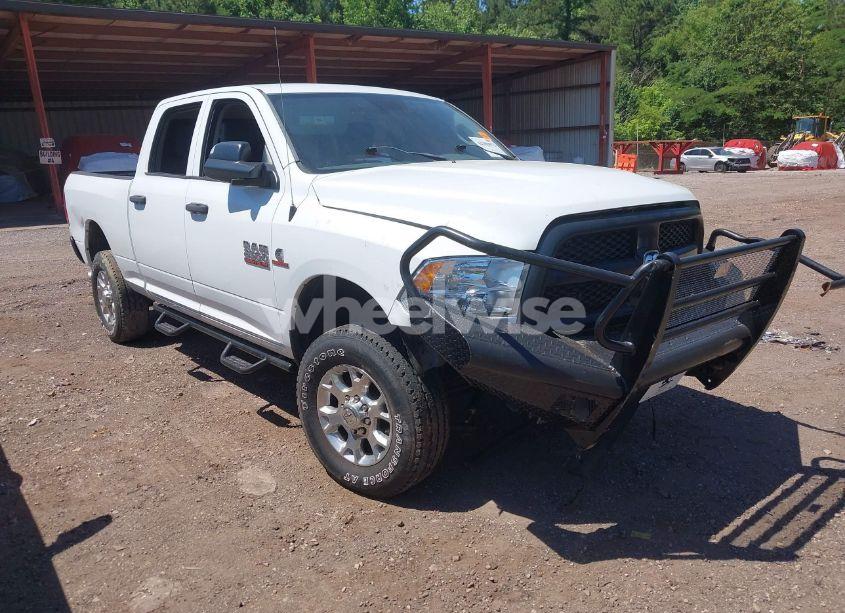 2014 Ram 2500 TRADESMAN (VIN 3C6UR5CL2EG328329) main photo