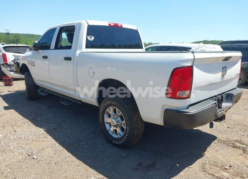 Photo 3 of 2014 Ram 2500 TRADESMAN (VIN 3C6UR5CL2EG328329)