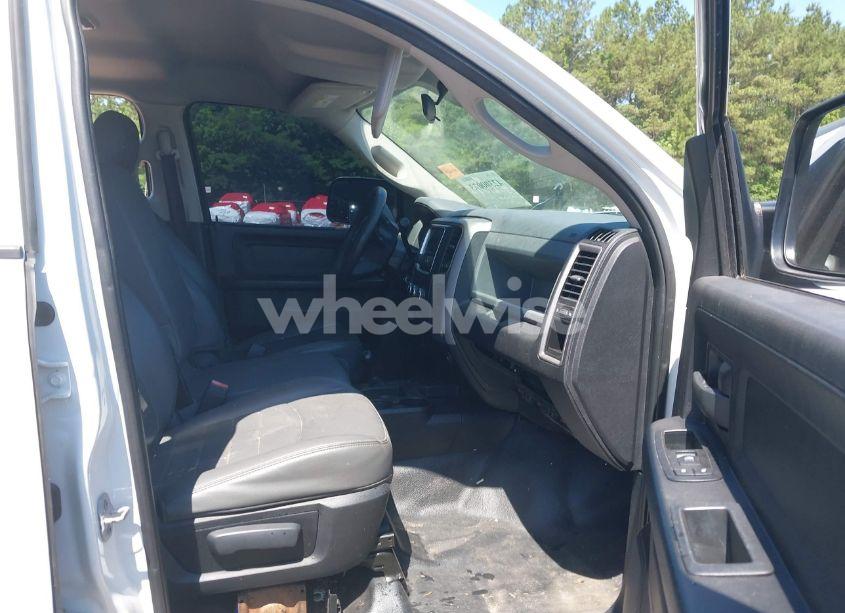 Photo 5 of 2014 Ram 2500 TRADESMAN (VIN 3C6UR5CL2EG328329)