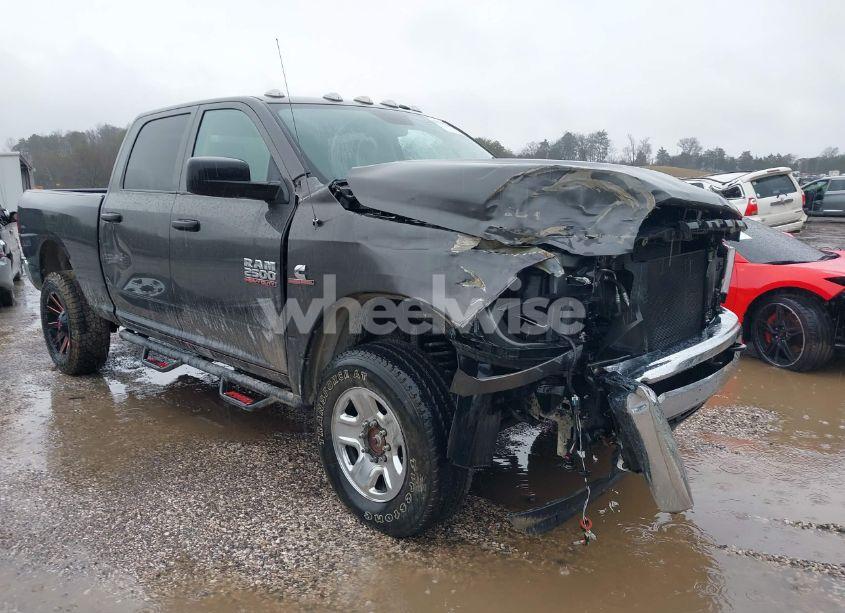 2018 Ram 2500 TRADESMAN 4X4 6'4 BOX (VIN 3C6UR5CL2JG357114) main photo