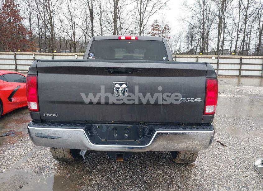 Photo 16 of 2018 Ram 2500 TRADESMAN 4X4 6'4 BOX (VIN 3C6UR5CL2JG357114)
