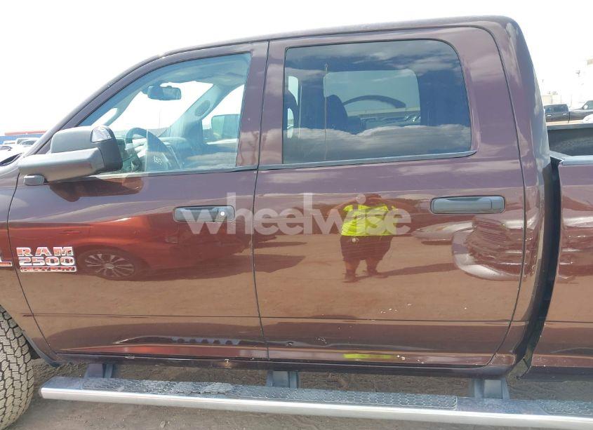 Photo 14 of 2015 Ram 2500 TRADESMAN (VIN 3C6UR5CL3FG505570)