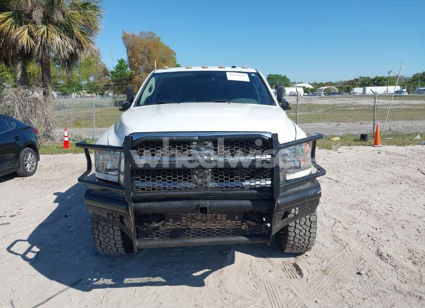 Photo 12 of 2018 Ram 2500 TRADESMAN 4X4 6'4 BOX (VIN 3C6UR5CL3JG108739)
