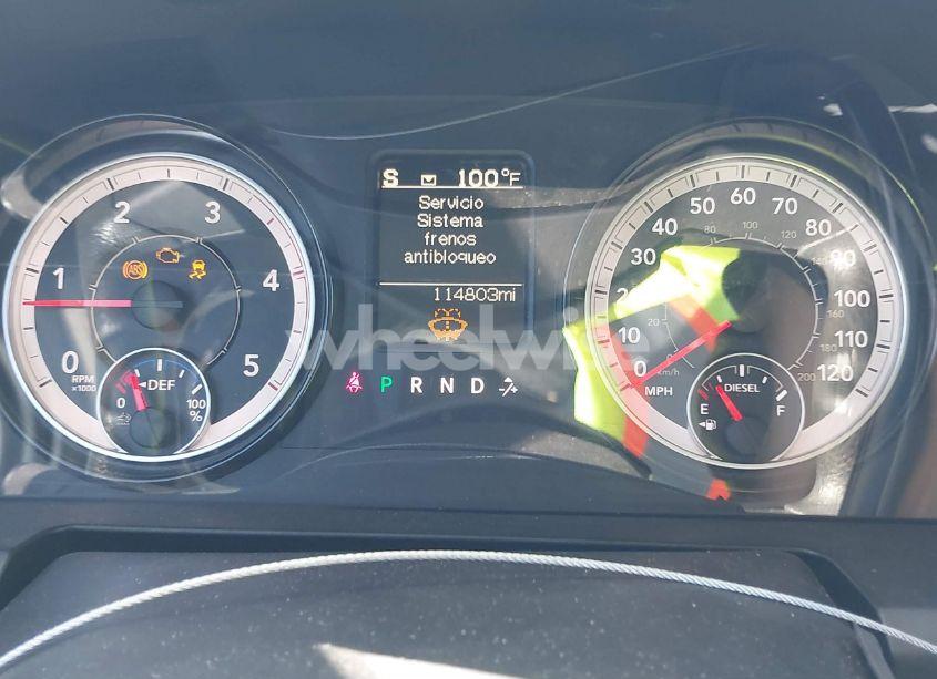 Photo 7 of 2018 Ram 2500 TRADESMAN 4X4 6'4 BOX (VIN 3C6UR5CL3JG108739)