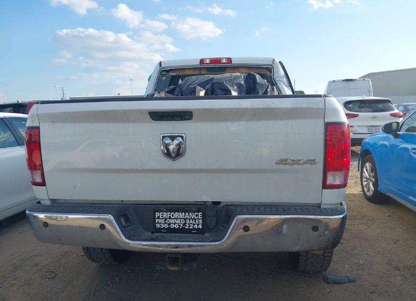 Photo 16 of 2018 Ram 2500 TRADESMAN 4X4 6'4 BOX (VIN 3C6UR5CL3JG333999)