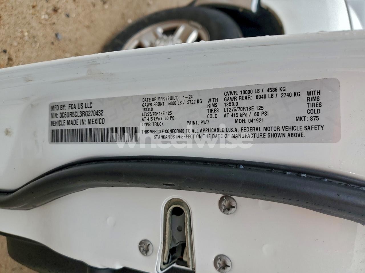 Photo 12 of 2024 RAM 2500 TRADESMAN (VIN 3C6UR5CL3RG270432)