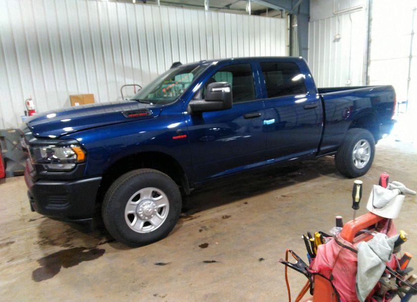 Photo 2 of 2024 Ram 2500 TRADESMAN 4X4 6'4 BOX (VIN 3C6UR5CL3RG324022)