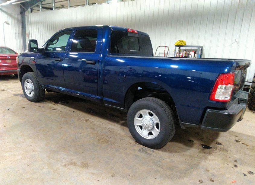 Photo 3 of 2024 Ram 2500 TRADESMAN 4X4 6'4 BOX (VIN 3C6UR5CL3RG324022)