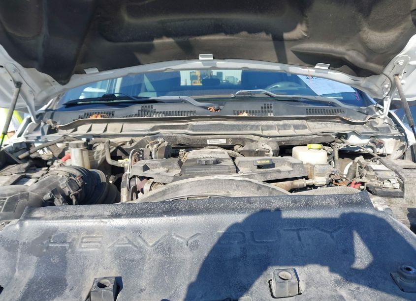 Photo 10 of 2018 Ram 2500 TRADESMAN 4X4 6'4 BOX (VIN 3C6UR5CL4JG366638)