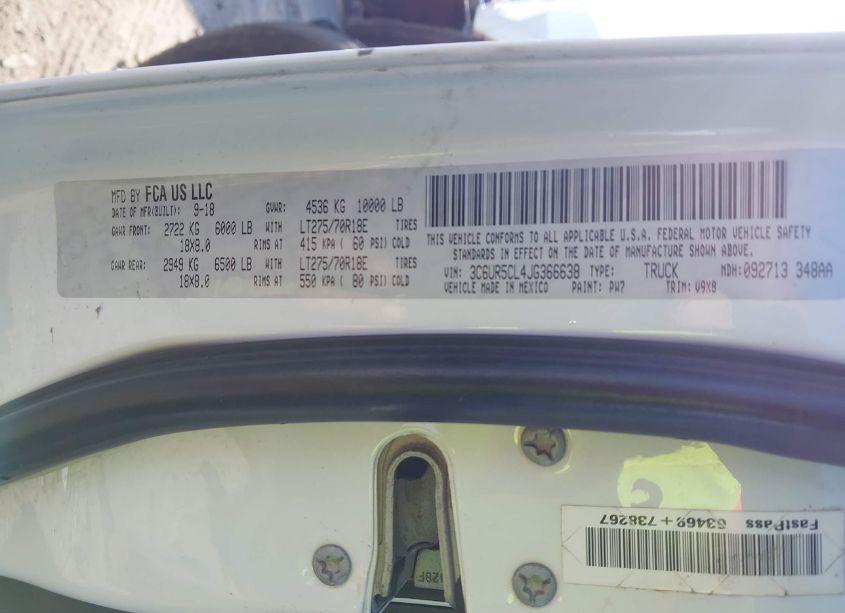 Photo 9 of 2018 Ram 2500 TRADESMAN 4X4 6'4 BOX (VIN 3C6UR5CL4JG366638)