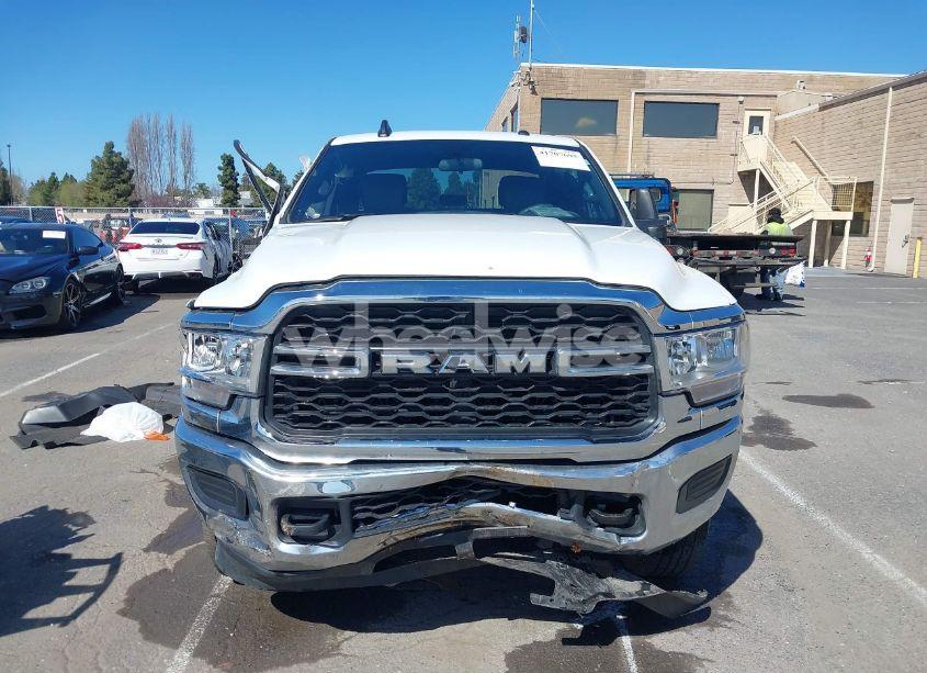 Photo 12 of 2024 Ram 2500 TRADESMAN 4X4 6'4 BOX (VIN 3C6UR5CL4RG223796)