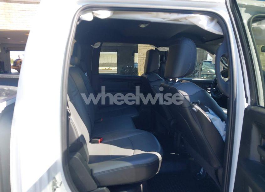 Photo 8 of 2024 Ram 2500 TRADESMAN 4X4 6'4 BOX (VIN 3C6UR5CL4RG223796)