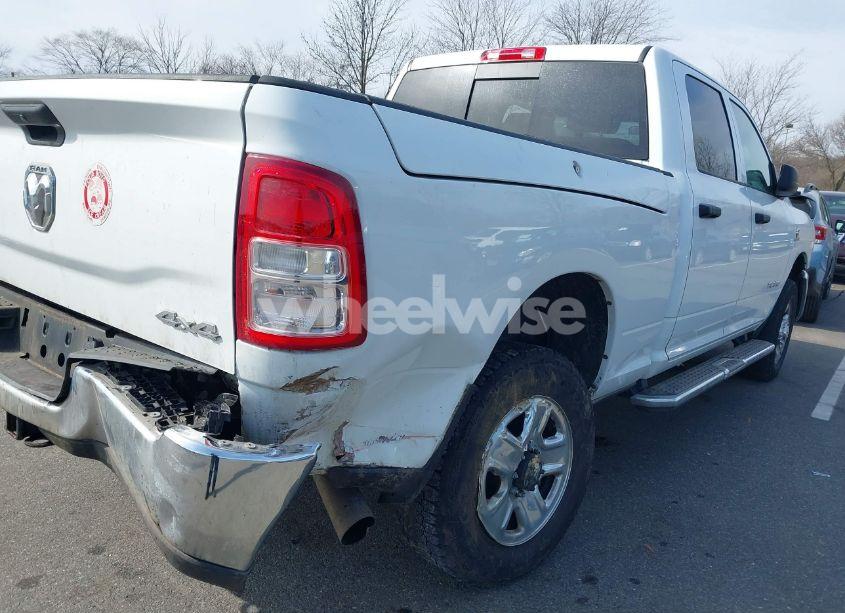 Photo 6 of 2022 Ram 2500 TRADESMAN 4X4 6'4 BOX (VIN 3C6UR5CL5NG222389)