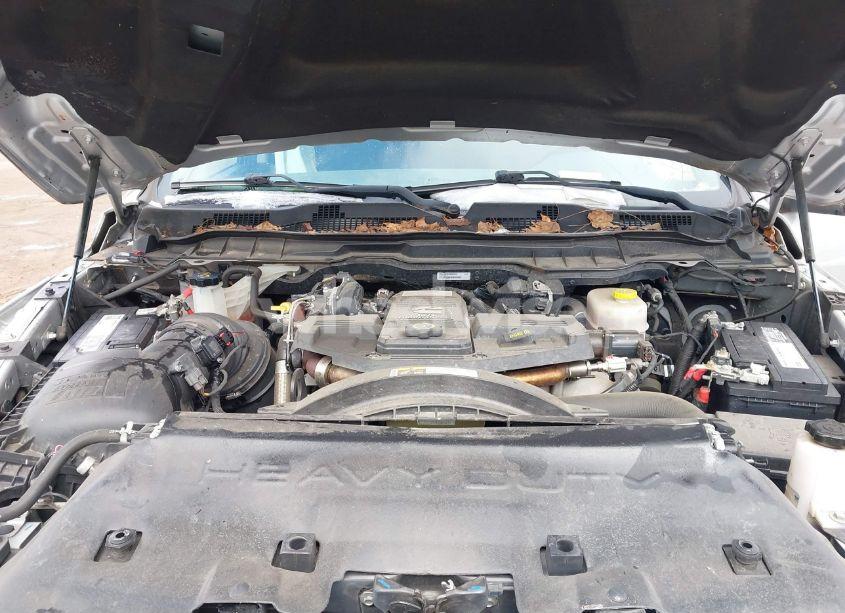 Photo 10 of 2018 Ram 2500 TRADESMAN 4X4 6'4 BOX (VIN 3C6UR5CL6JG160592)