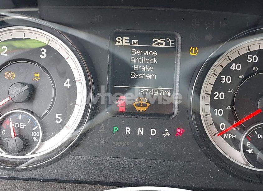 Photo 15 of 2018 Ram 2500 TRADESMAN 4X4 6'4 BOX (VIN 3C6UR5CL6JG160592)