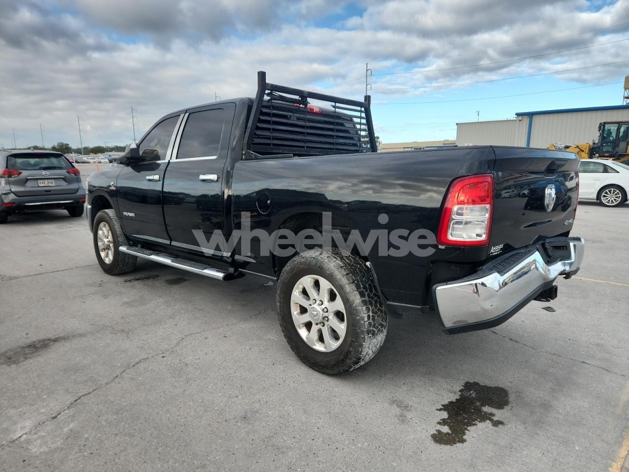 Photo 2 of 2020 RAM 2500 TRADESMAN (VIN 3C6UR5CL6LG207414)