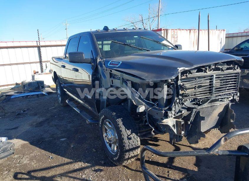 2022 Ram 2500 TRADESMAN 4X4 6'4 BOX (VIN 3C6UR5CL6NG224328) main photo