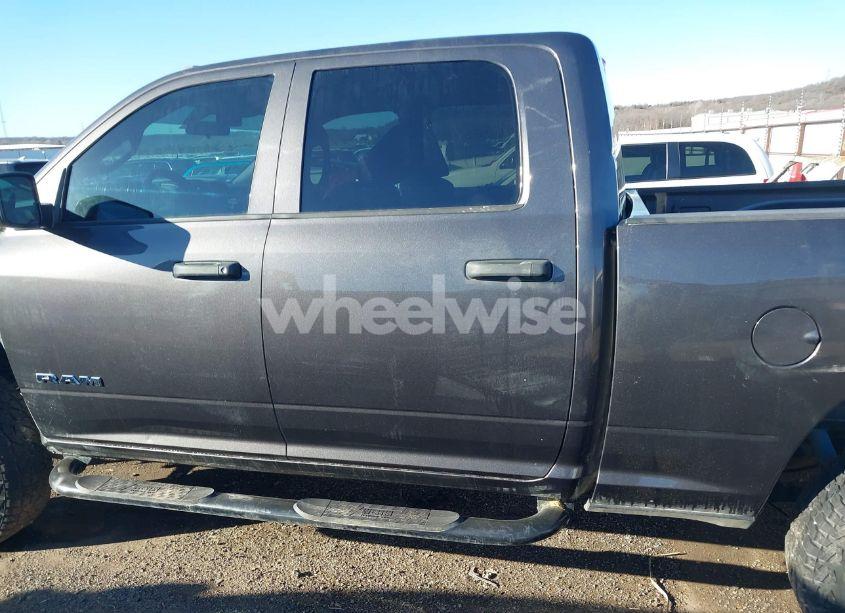 Photo 15 of 2022 Ram 2500 TRADESMAN 4X4 6'4 BOX (VIN 3C6UR5CL6NG224328)