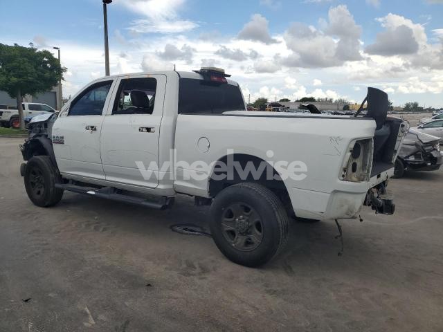 Photo 10 of 2018 RAM 2500 ST (VIN 3C6UR5CL8JG149898)