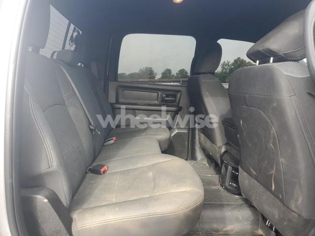 Photo 3 of 2022 RAM 2500 TRADESMAN (VIN 3C6UR5CL8NG221138)