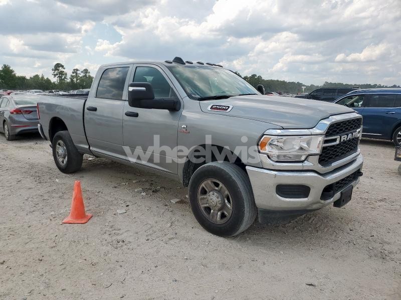 Photo 10 of 2024 RAM 2500 TRADESMAN (VIN 3C6UR5CL8RG370929)
