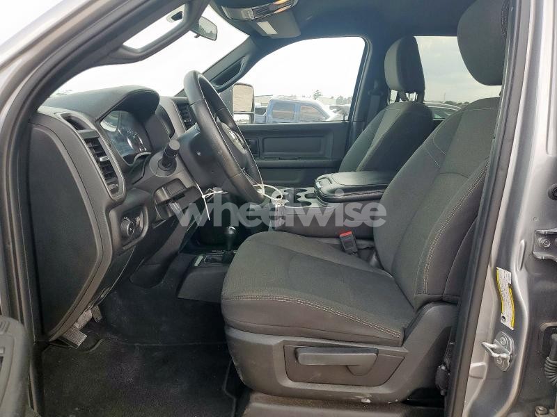 Photo 9 of 2024 RAM 2500 TRADESMAN (VIN 3C6UR5CL8RG370929)