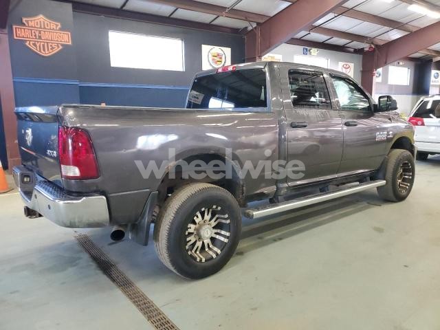 Photo 3 of 2016 RAM 2500 ST (VIN 3C6UR5CL9GG218655)