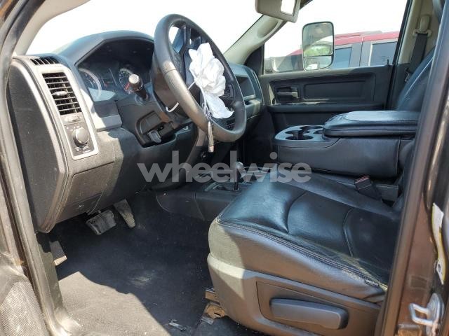 Photo 11 of 2018 RAM 2500 ST (VIN 3C6UR5CL9JG160876)