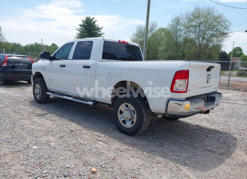 Photo 3 of 2020 Ram 2500 TRADESMAN 4X4 6'4 BOX (VIN 3C6UR5CL9LG258440)
