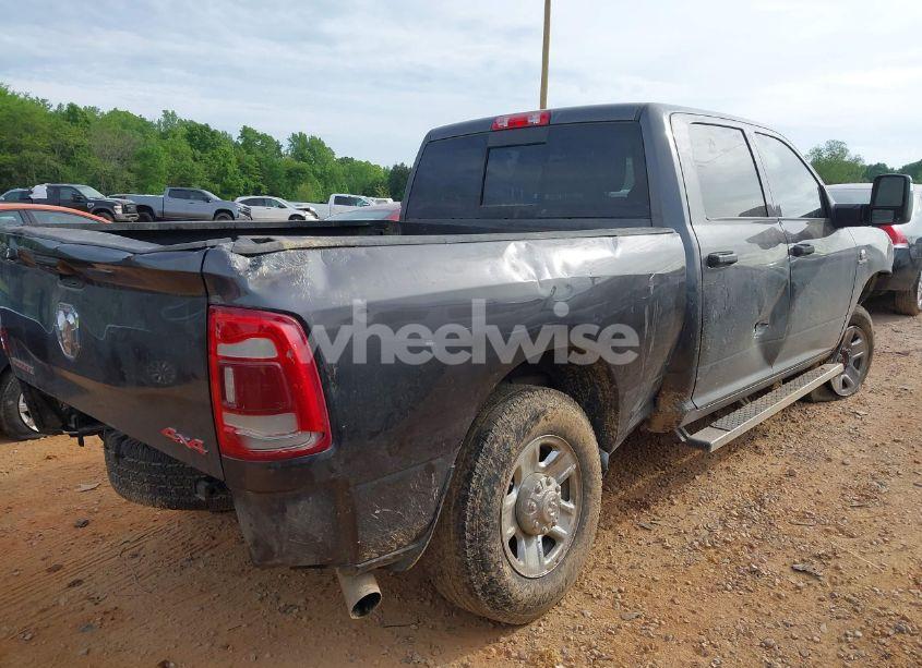 Photo 4 of 2024 Ram 2500 TRADESMAN 4X4 6'4 BOX (VIN 3C6UR5CL9RG245468)